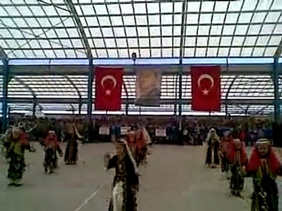 23 Nisan 2010 Halk Oyunları Ekibi