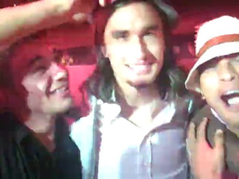 Το γλέντι για την κατάκτηση του κυπέλλου στον Βασίλη Καρρά