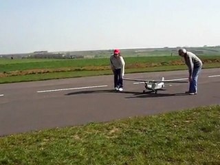 1er Atterrissage du Nord 3400 de René