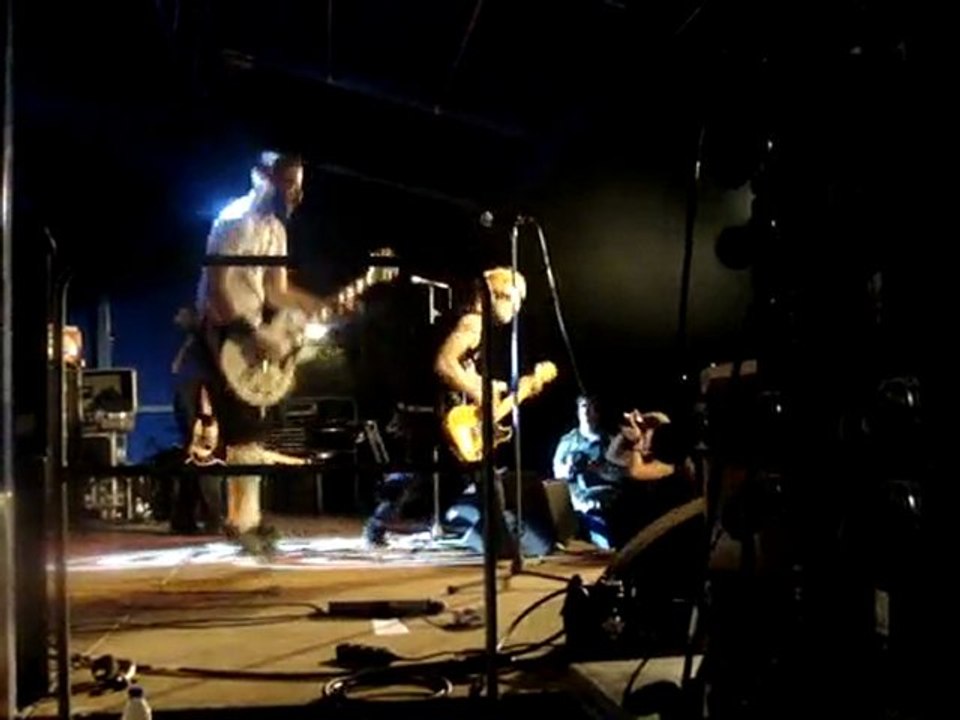 Uncommonmenfrommars @ Chicon Gratt1 Festival, Lomme 24-04-10