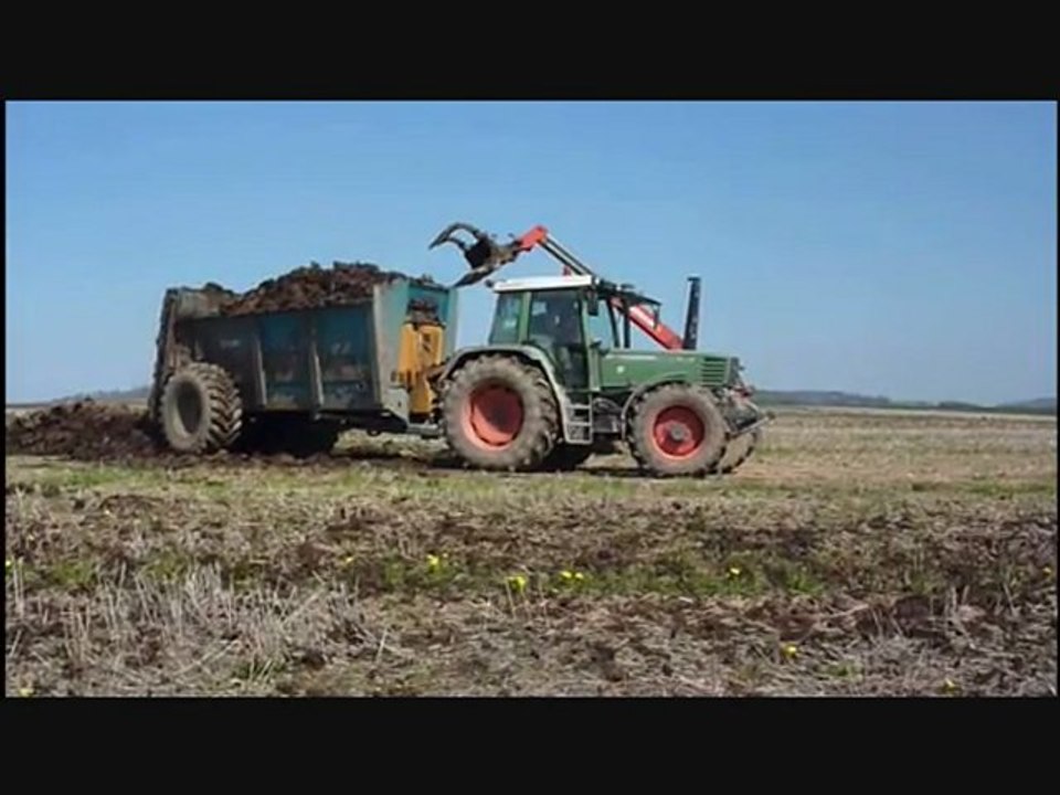 Epandage de fumier avec Fendt / Speading of manure with Fend