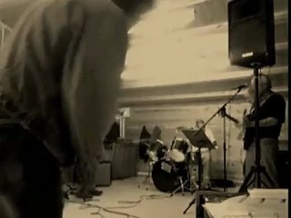 Kabinrock practice shake , rattle and roll