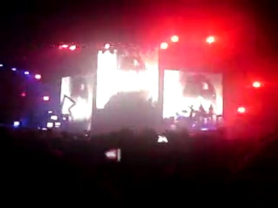 final(wait your turn,live your life, run this town,umbrella)