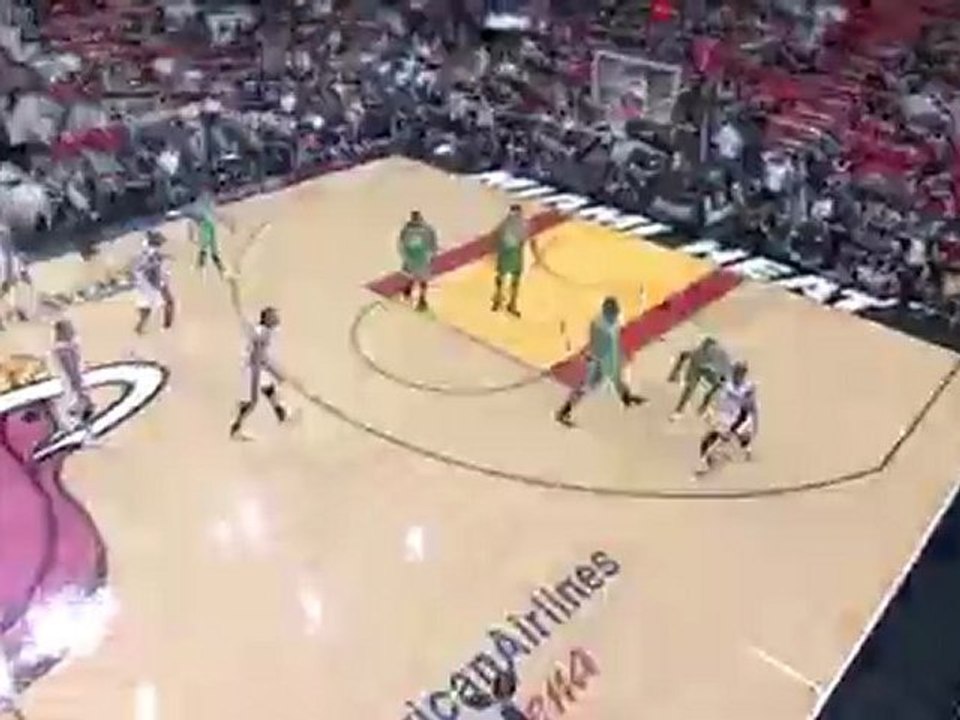 Dwyane Wade takes Tony Allen off the dribble, drives to the