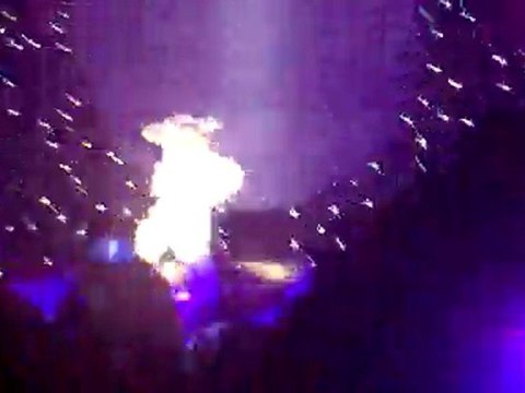 Arrivée de Mika au dôme de Marseille le 23.04.10