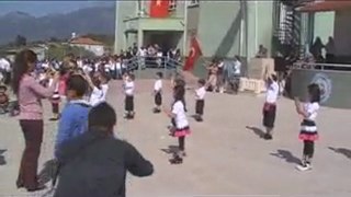 Minik Anadolu Ateşinden Ateş Dansı (81gamze81)