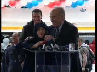 Mikrofonu Topbaşın Elinden Kaptı