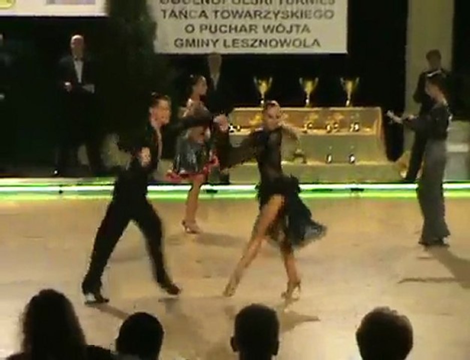 Zobacz jak tańczy Agnieszka Kaczorowska