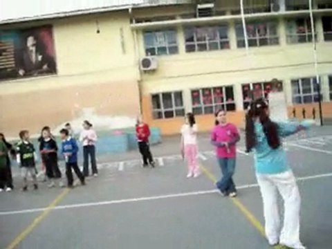 Zübeyde Hanım İ.ÖO 3-B Sınıfı 23 Nisan Çalışması1 2009-2010