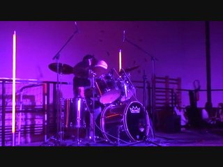 Knocking on heaven's doors (Façon Gun's and Roses)