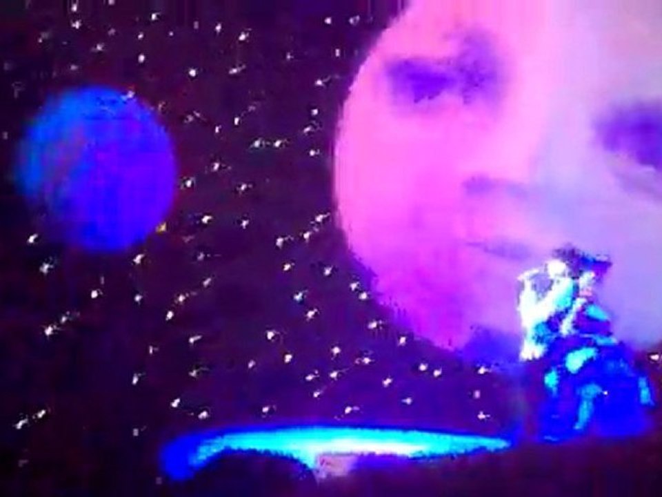 Mika - Good gone girl - dôme de Marseille le 23.04.10