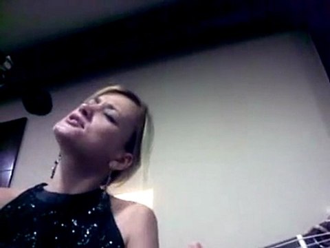 Günce Yorgancılar - Denize Çiçek At