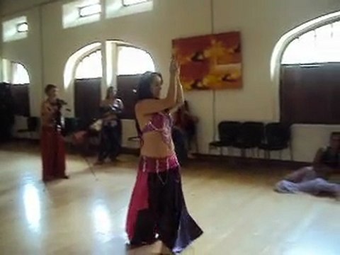 compañera de clases danza arabe