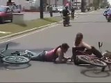 Caduta di biciclette in diretta