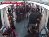 Agredido brutalmente en el metro