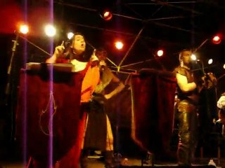 La bière du donjon - Naheulband à Coucy le 24/04/10