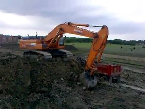 Doosan DX 420 Excavator Heavy Equipment