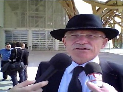 Metz ligne minibus : ARTIS - Dominique Gros Maire de Metz