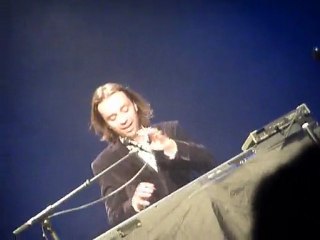 Stanislas concert Avesnes sur Help "Wonderland"