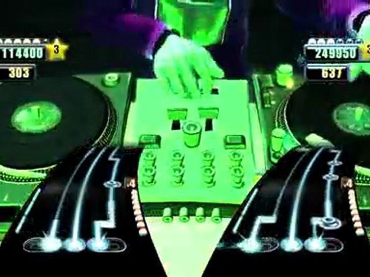 ⁣DJ Hero -  Sandstorm mixé avec Higher State of Consciousness