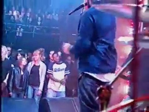 Deftones - Bloody Cape Live