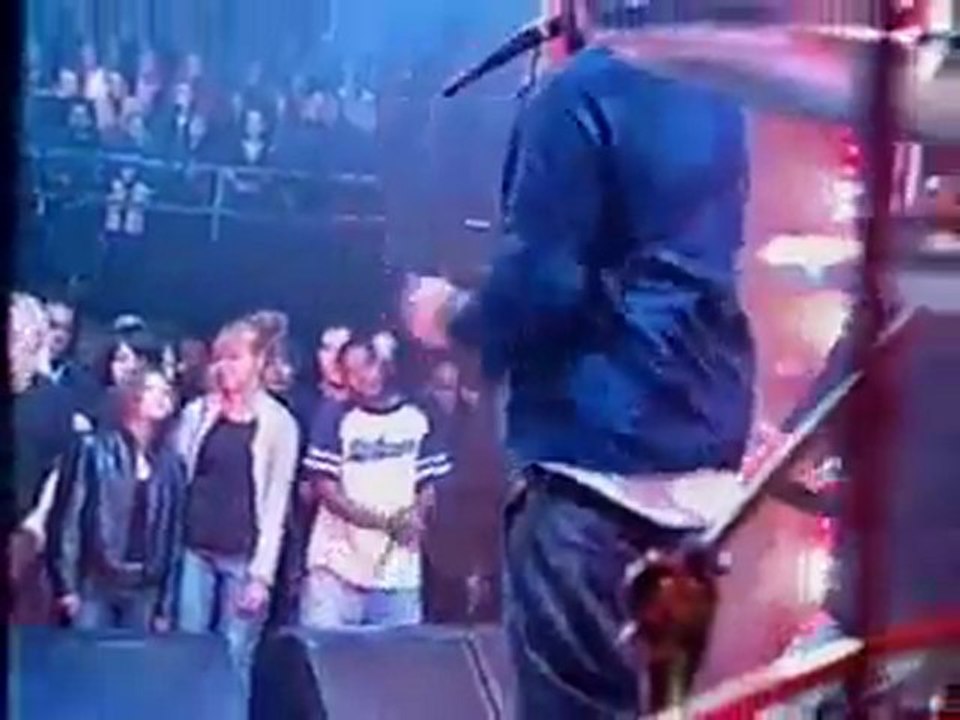 Deftones - Bloody Cape Live