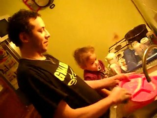 MON METIER PLUS TARD? COMMIS DE CUISINE POUR PAPA!!