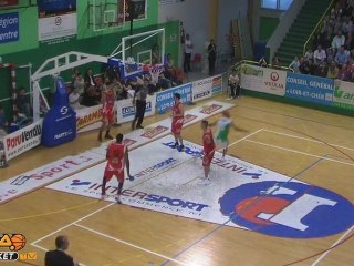 Action du Match Zaka Alao - St Chamond