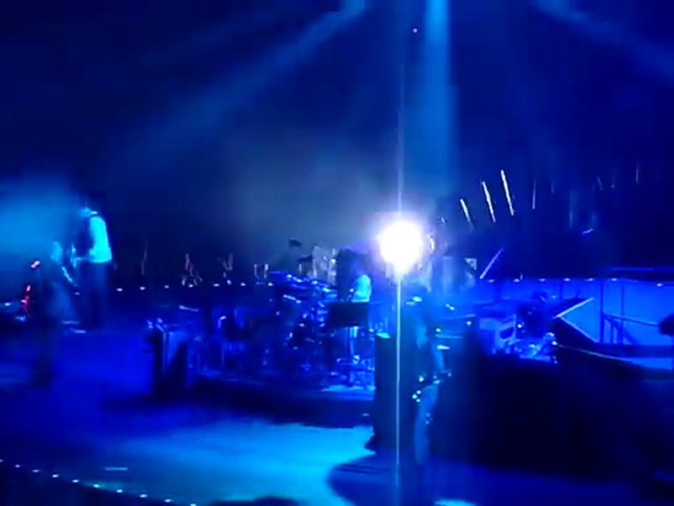 U2 - Ultraviolet  - Live in Paris (11-07-2009)