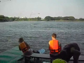 Session Wake Boarding à Bangkok !