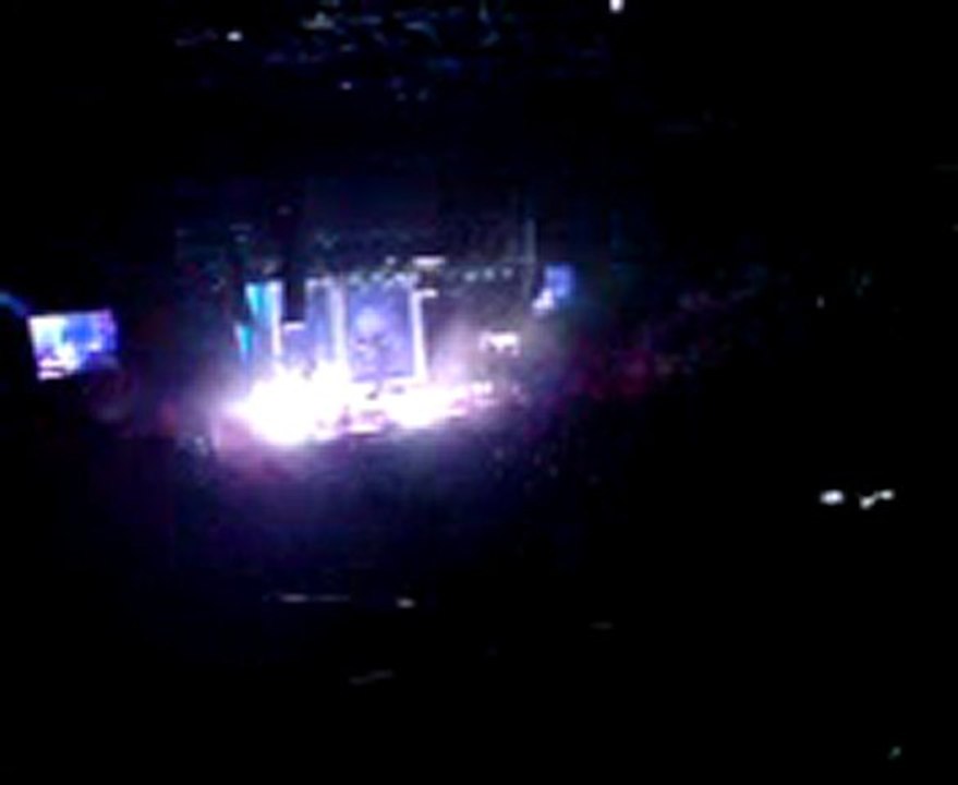 Mika - Love Today, Live @ Paris Bercy