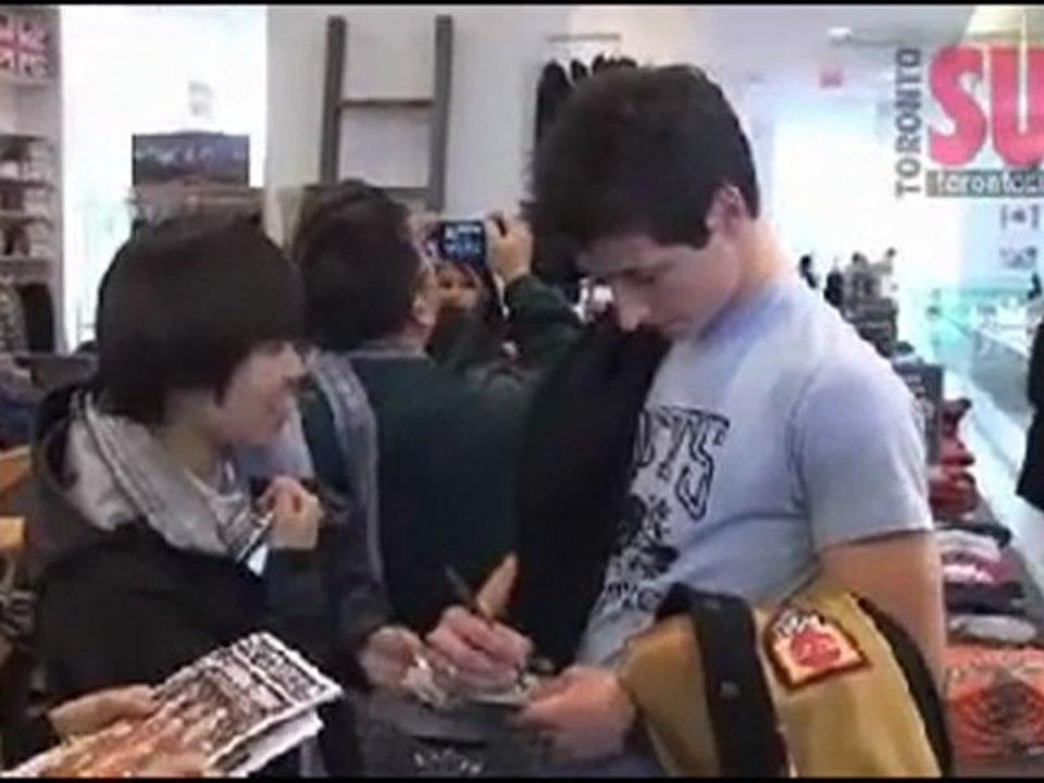 Virtue and Moir 2010 Roots Presscon