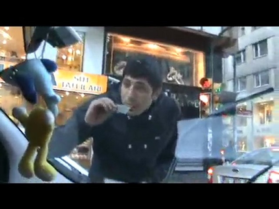 Sen bu haLLere düşüecek adammıydın =)