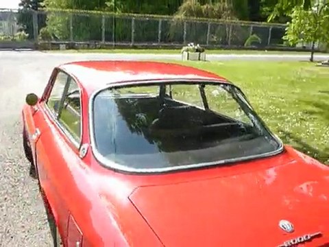 ALFA ROMEO 2000 BERTONE