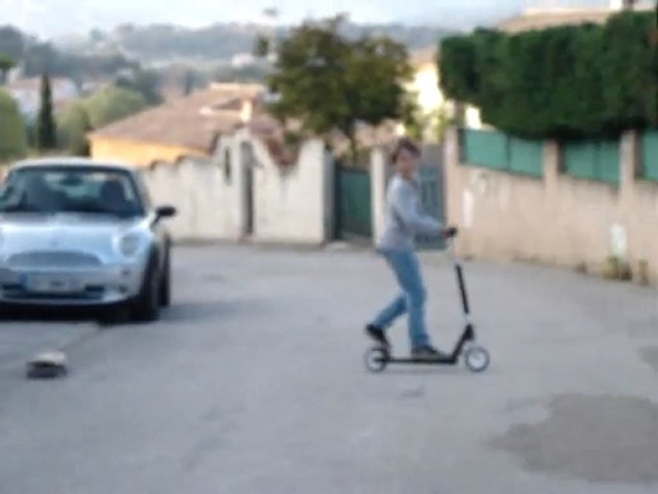 saut de malade en trotinette 2