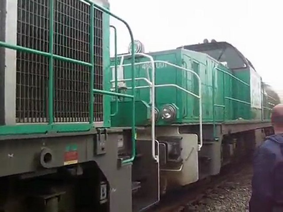 arriver du train de ciment a lumbres