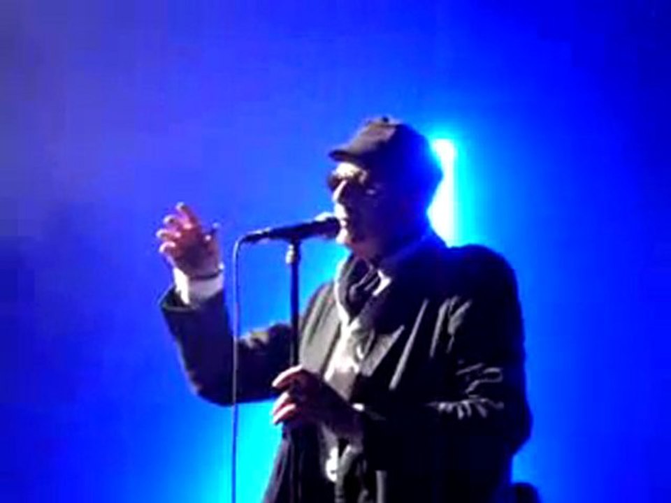 BASHUNG " Happe" en live