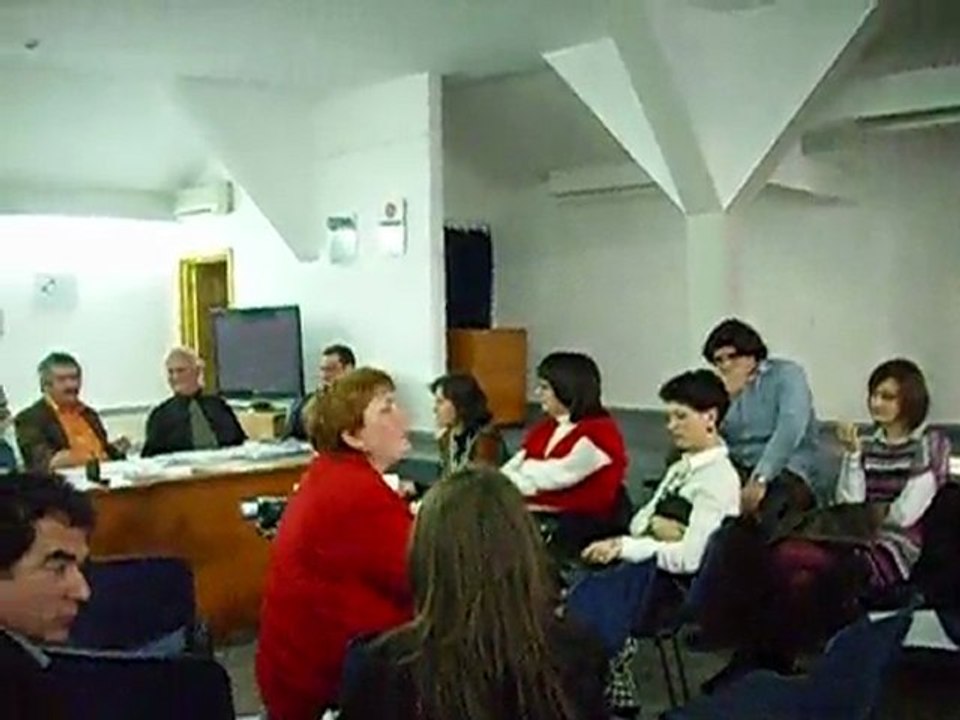 COMENTARIU
