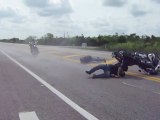 Crash de deux motards