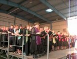 360 chanteurs et musiciens ensemble à neuville saint-rémy