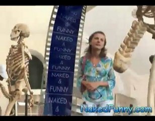 İskelet :)) Mutlaka İzleyin Kopma Garantii...