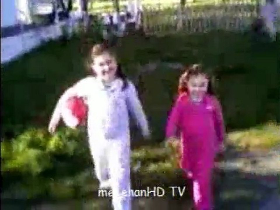 THY Barcelona Reklamı Böyle Çekilir :D New Version Of Comedy