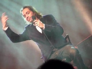 Stanislas concert Avesnes sur Help "Tu verras en France"