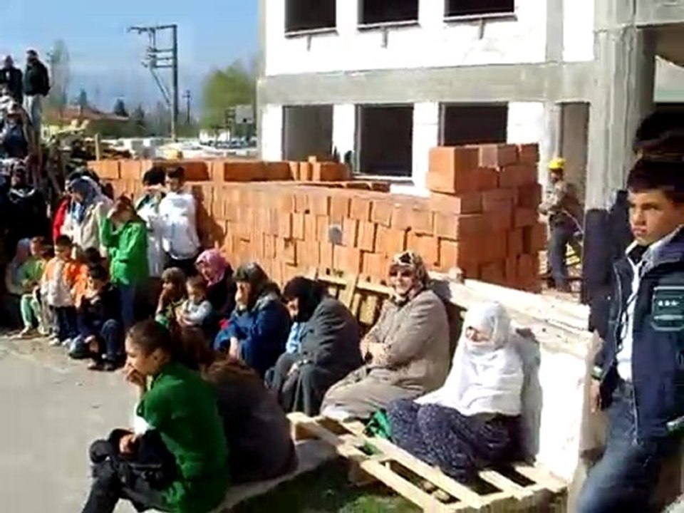 Fevzi Çakmak İlköğretim Okulu 23 Nisan Gösterileri (1)