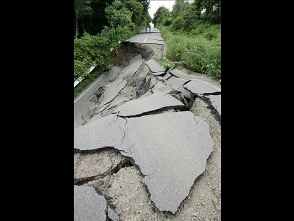 Memorizing Quran for kids ( Az-Zalzalah)