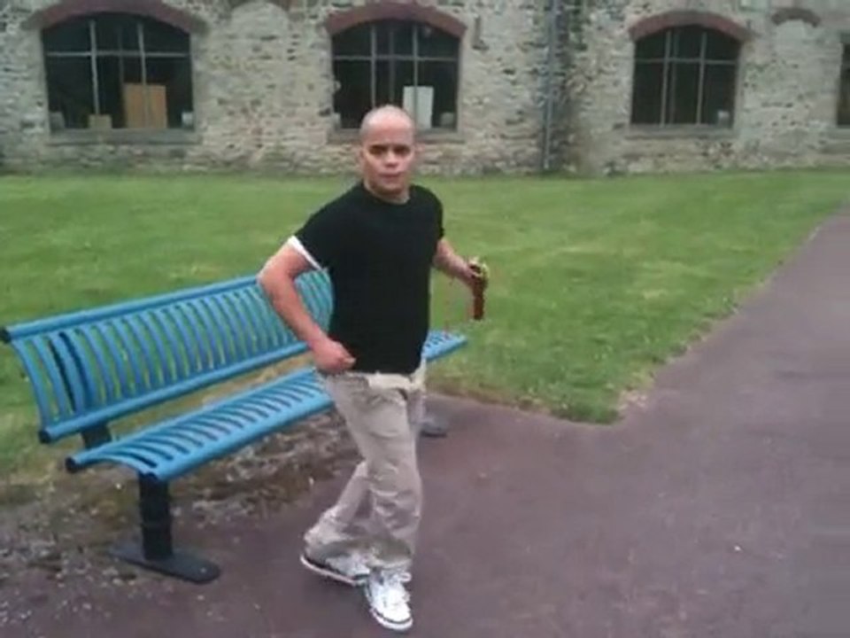 Junior C-walk