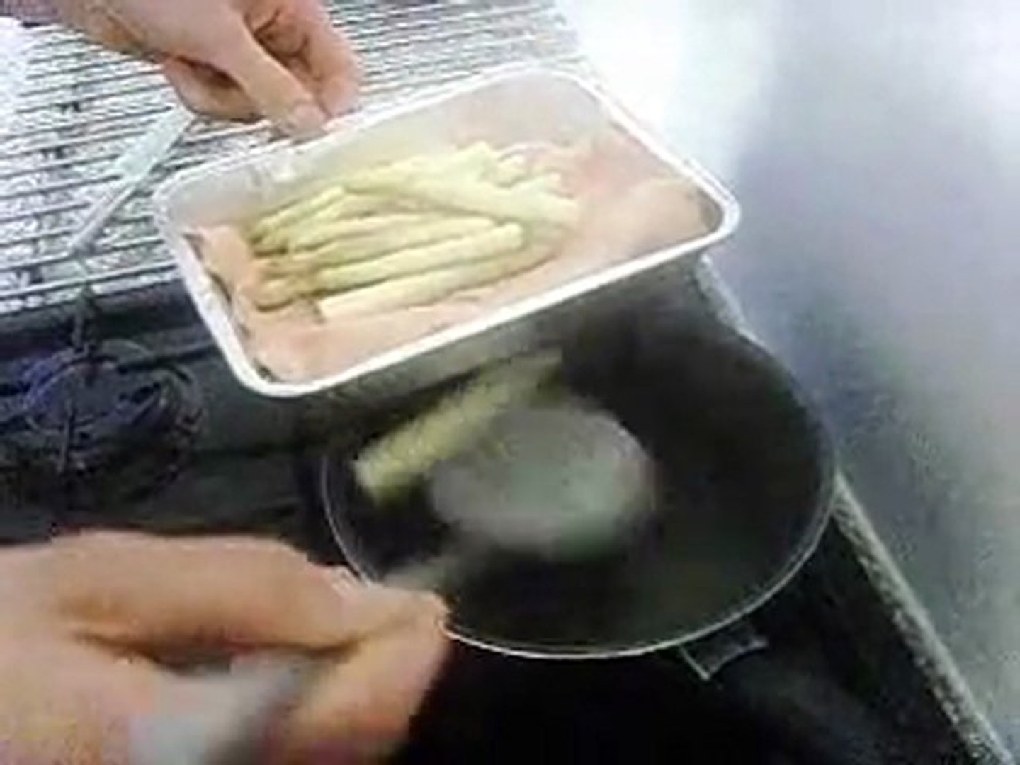 Recette Mois De Mai Croquant D Asperges Jambon Fume Video Dailymotion