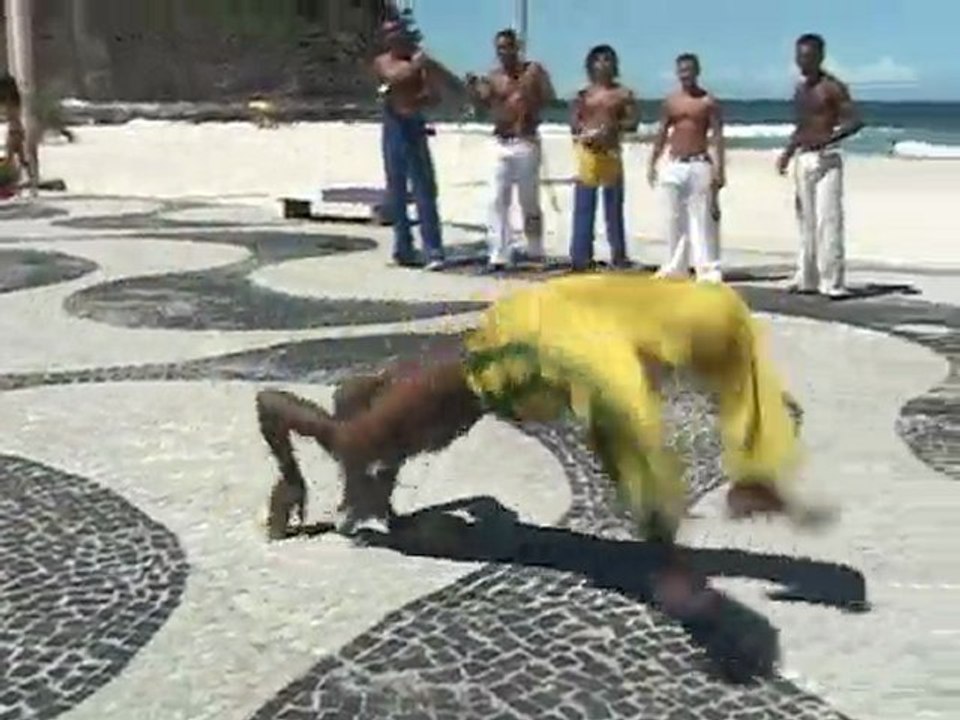 capoeira amazing jump saut incroyable
