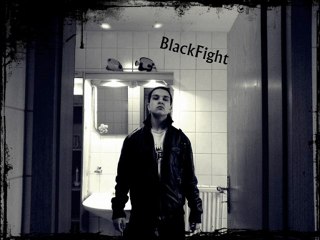 BlackFight - Schau mich an (produce by AkkustiC)