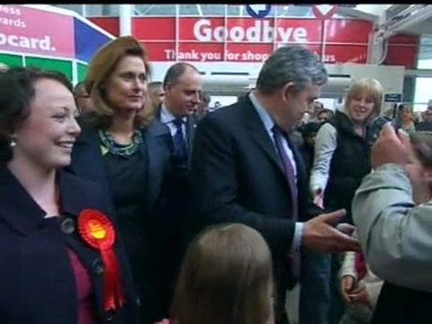 Polls point to hung parliament